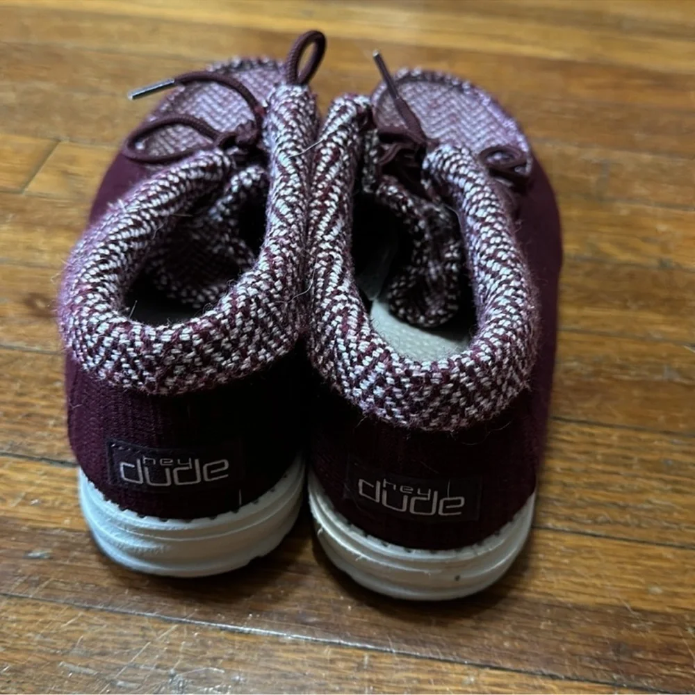 Hey Dude “Britt” Burgundy Mix Booties, Sz 9